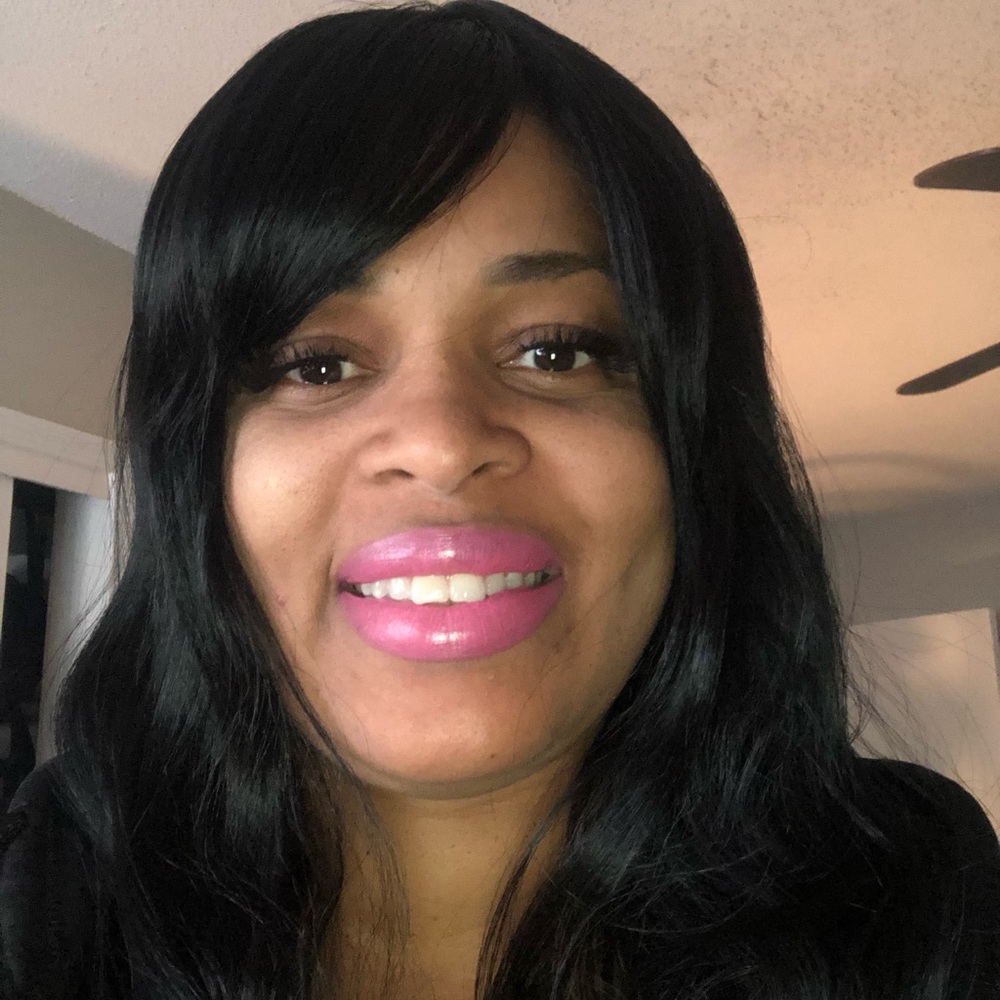 Meet your Posher, Tikisha